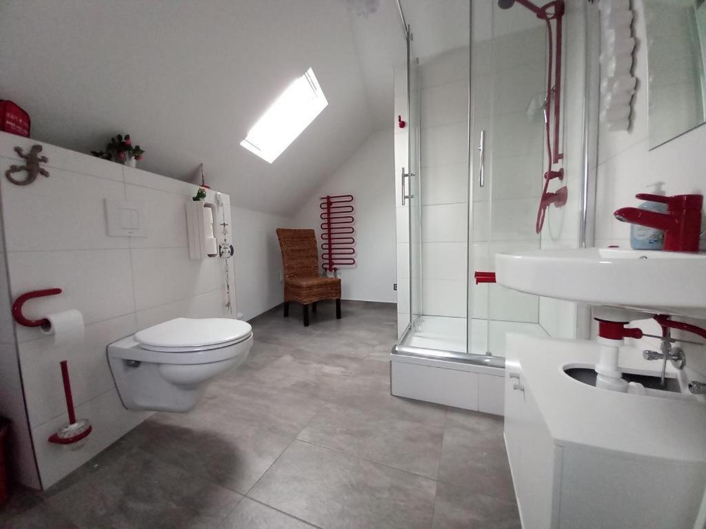 Ferienwohnung Im Roten Haus, Die Therme Ist Fusslaeufig In Wenigen Minuten Erreichbar Bad Ems Ngoại thất bức ảnh